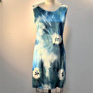 SILK CHARMEUSE SCOOP NECK DRESS WITH HAND-PAINTED STYLE AQUA PRINT, SHEATH STYLE